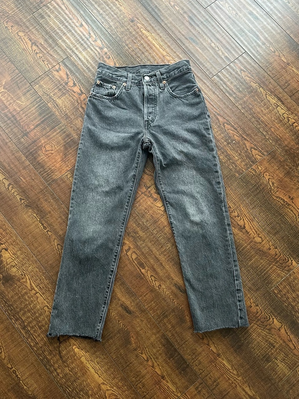 Levi's 501 Black Washed Relaxed boyfriend Jeans W24